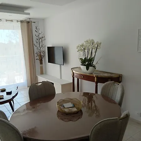Bel Aurelien Apartment *